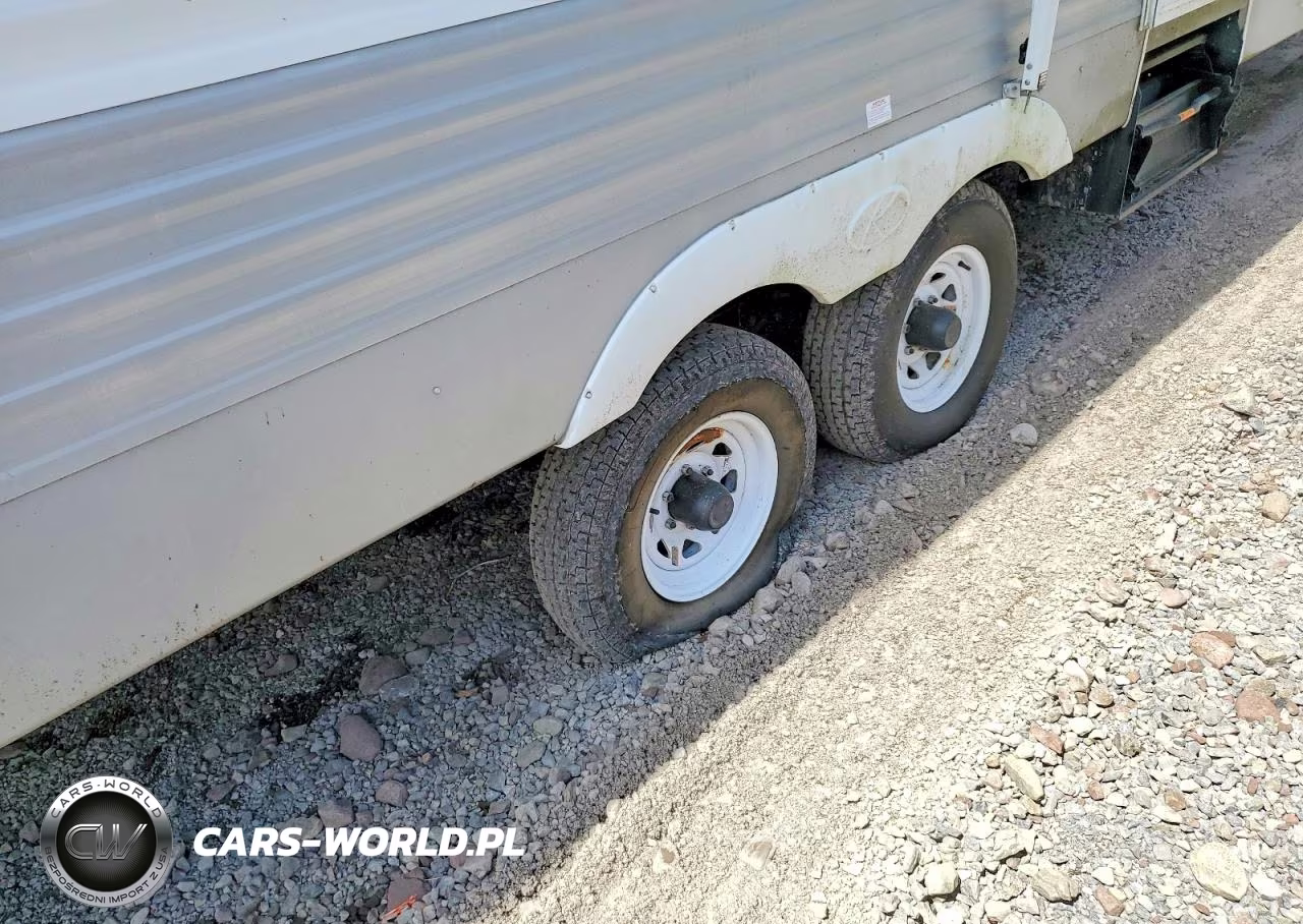 2005 Keystone Sprinter Camper VIN:4YDT300275A220188 - 9
