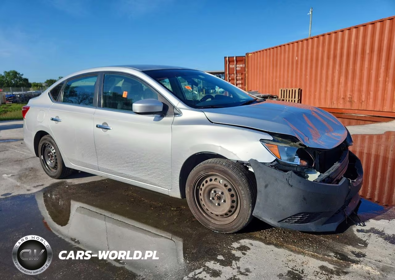 2016 Nissan Sentra S VIN:3N1AB7AP9GY233137 - 4