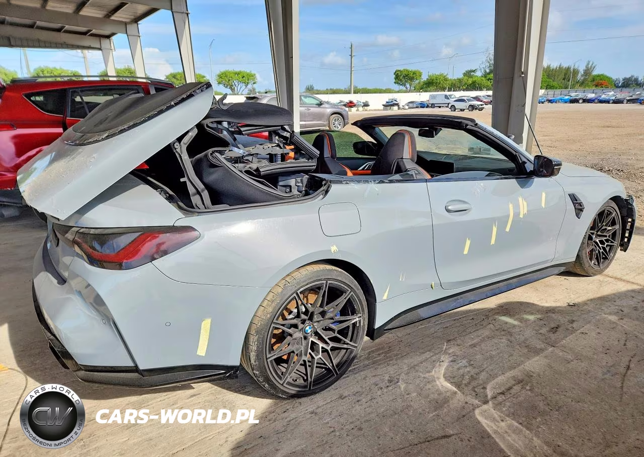 2022 BMW M4 Competition VIN:WBS33BA01NCJ47540 - 3