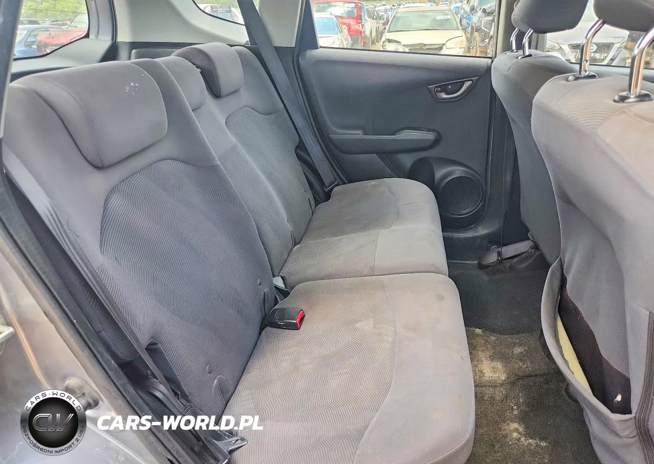 2009 Honda Fit VIN:JHMGE88269S043486 - 10