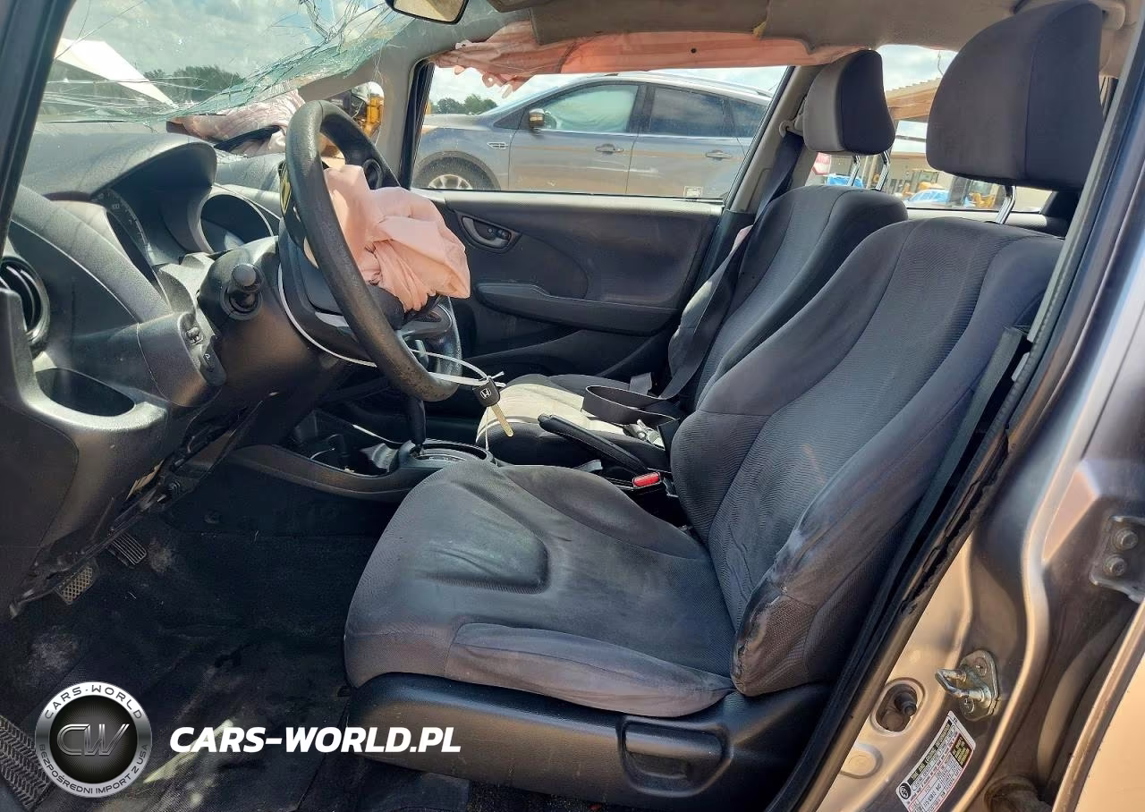 2009 Honda Fit VIN:JHMGE88269S043486 - 7