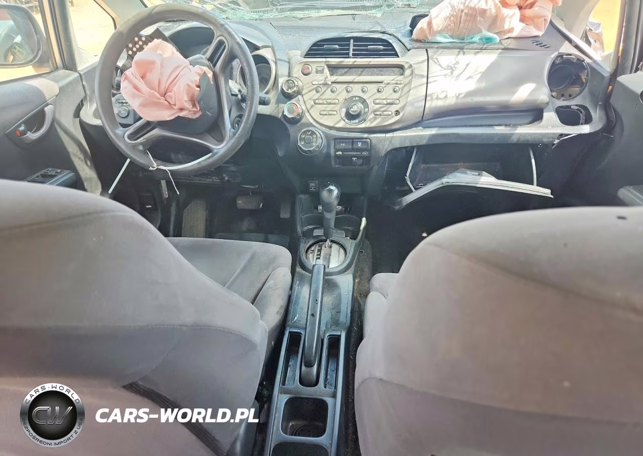2009 Honda Fit VIN:JHMGE88269S043486 - 8
