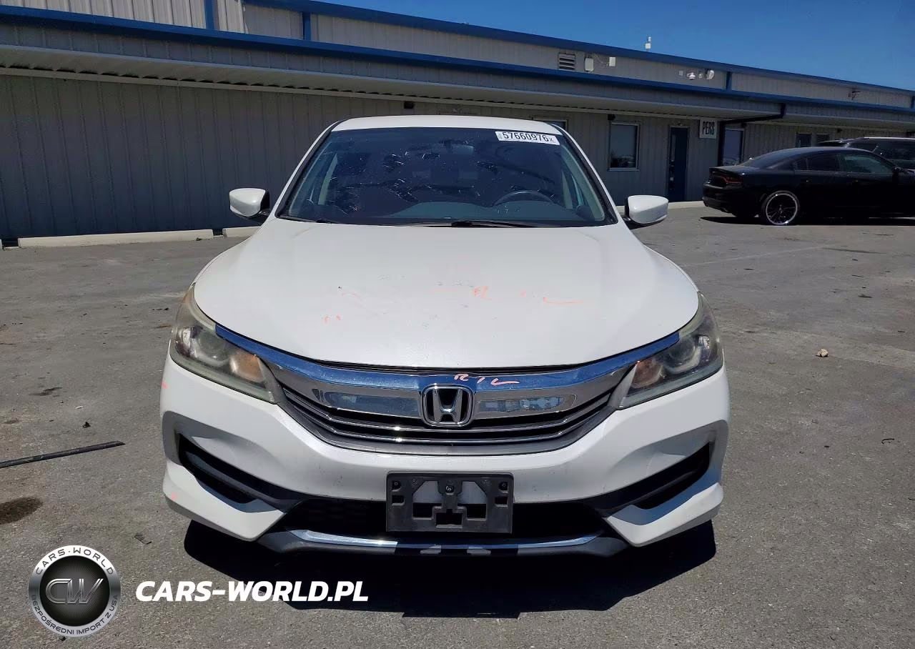 2017 Honda Accord Lx VIN:1HGCR2F3XHA015595 - 5