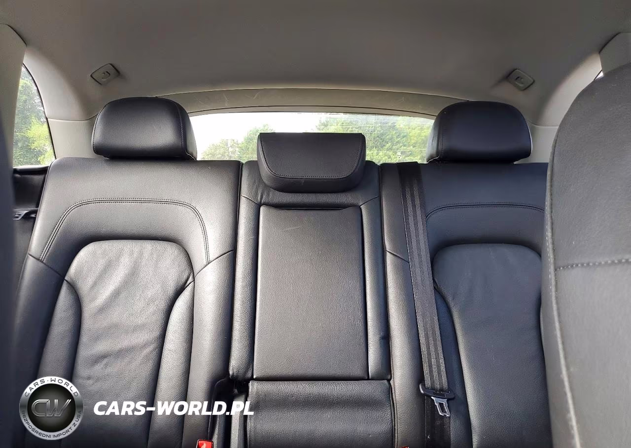 2015 Audi Q5 Premium VIN:WA1CFAFP5FA068720 - 10