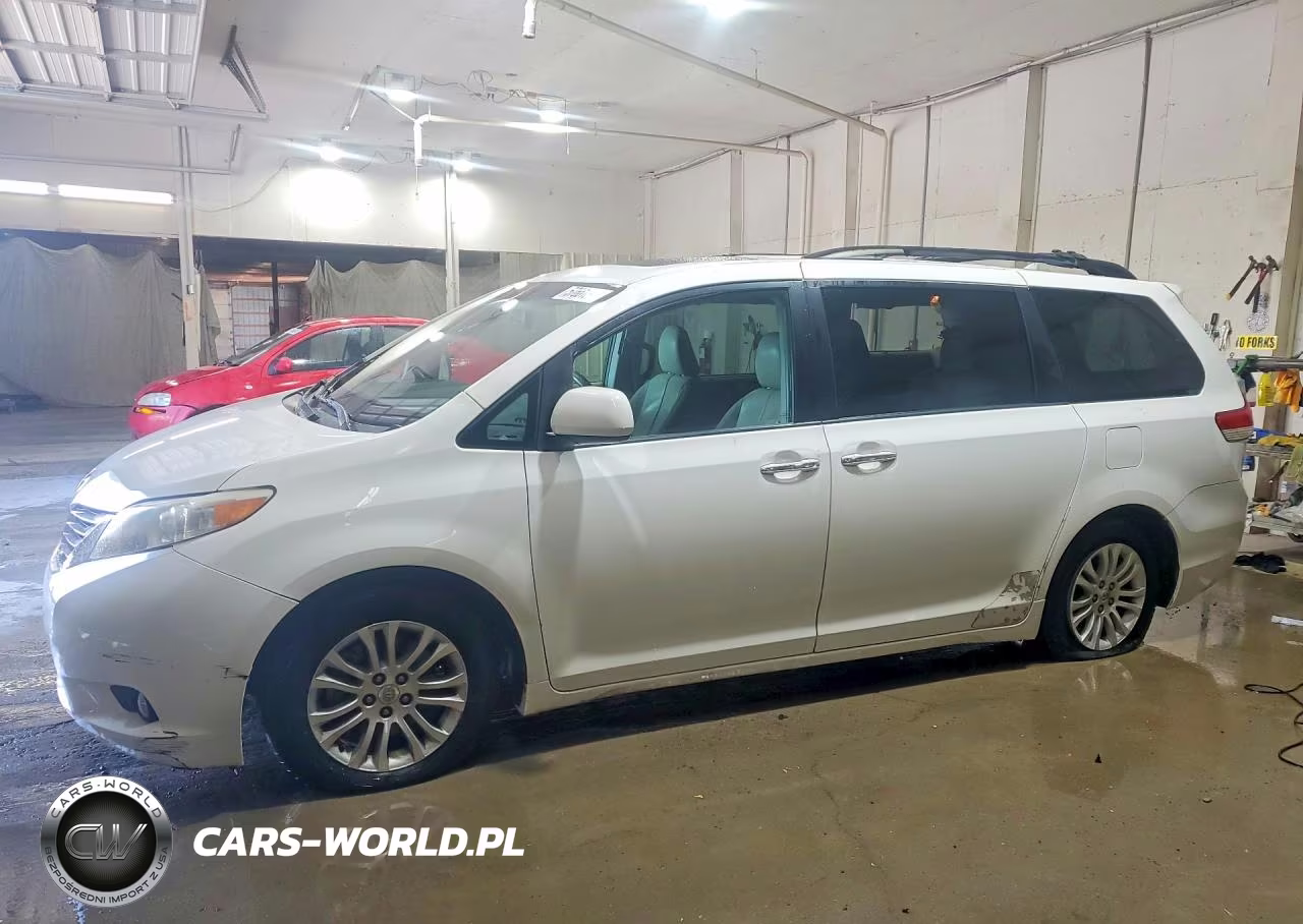 2011 Toyota Sienna Xle 8-Passenger