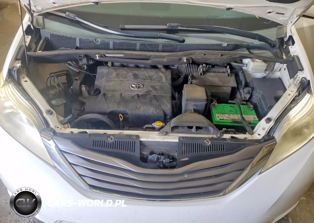 2011 Toyota Sienna Xle 8-Passenger VIN:5TDYK3DC2BS050515 - 12