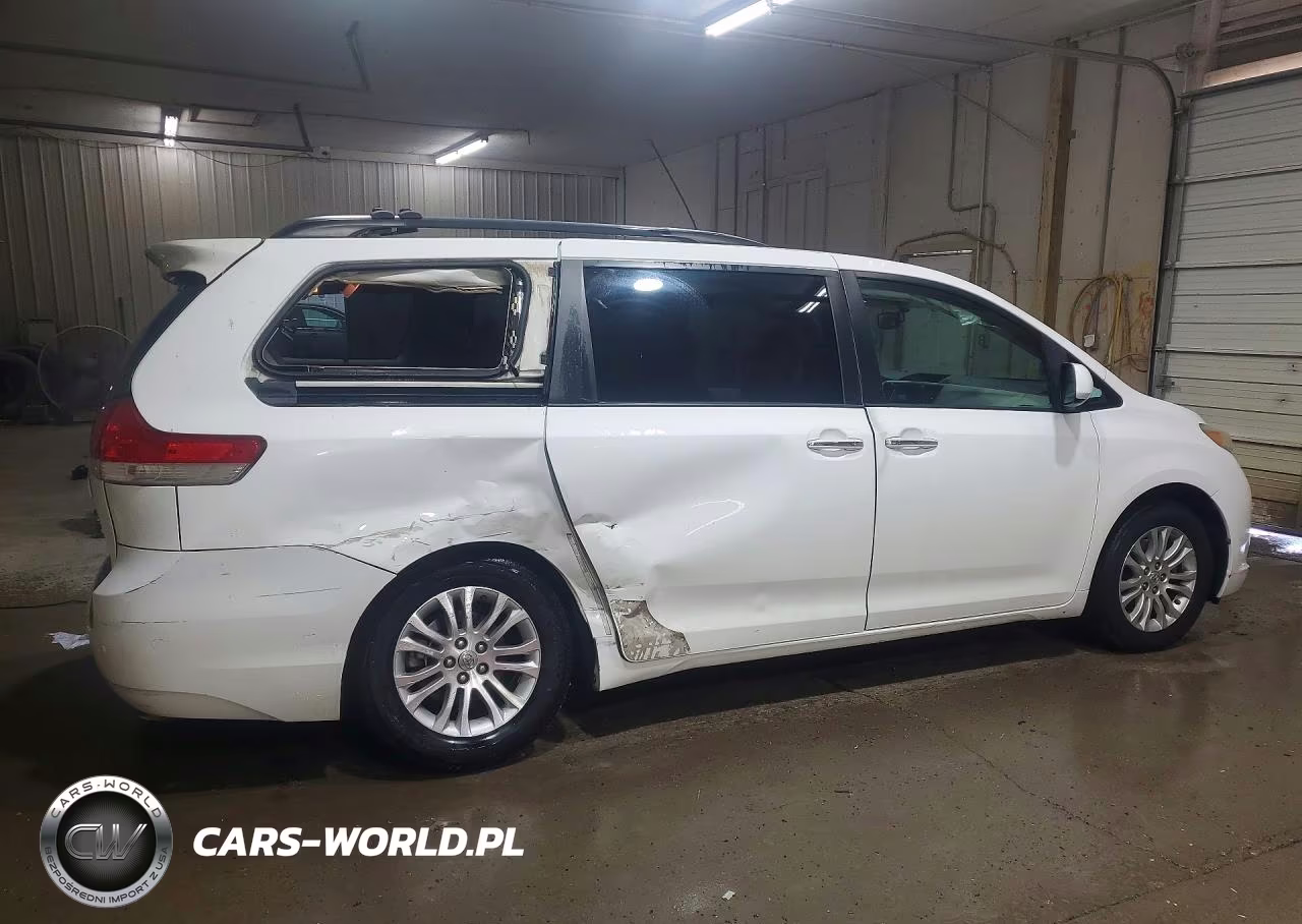 2011 Toyota Sienna Xle 8-Passenger VIN:5TDYK3DC2BS050515 - 3