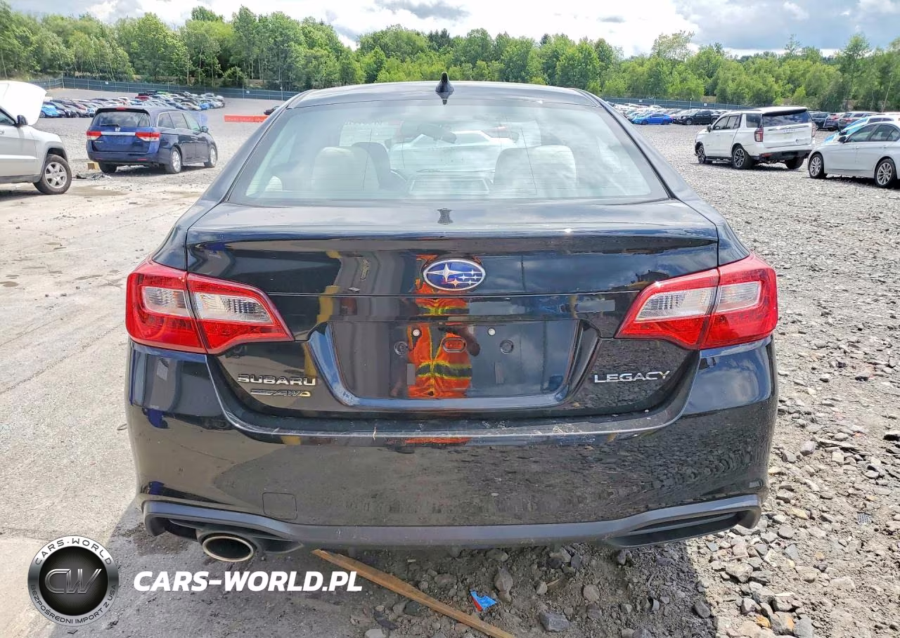 2018 Subaru Legacy 2.5I Premium VIN:4S3BNAC68J3032890 - 6