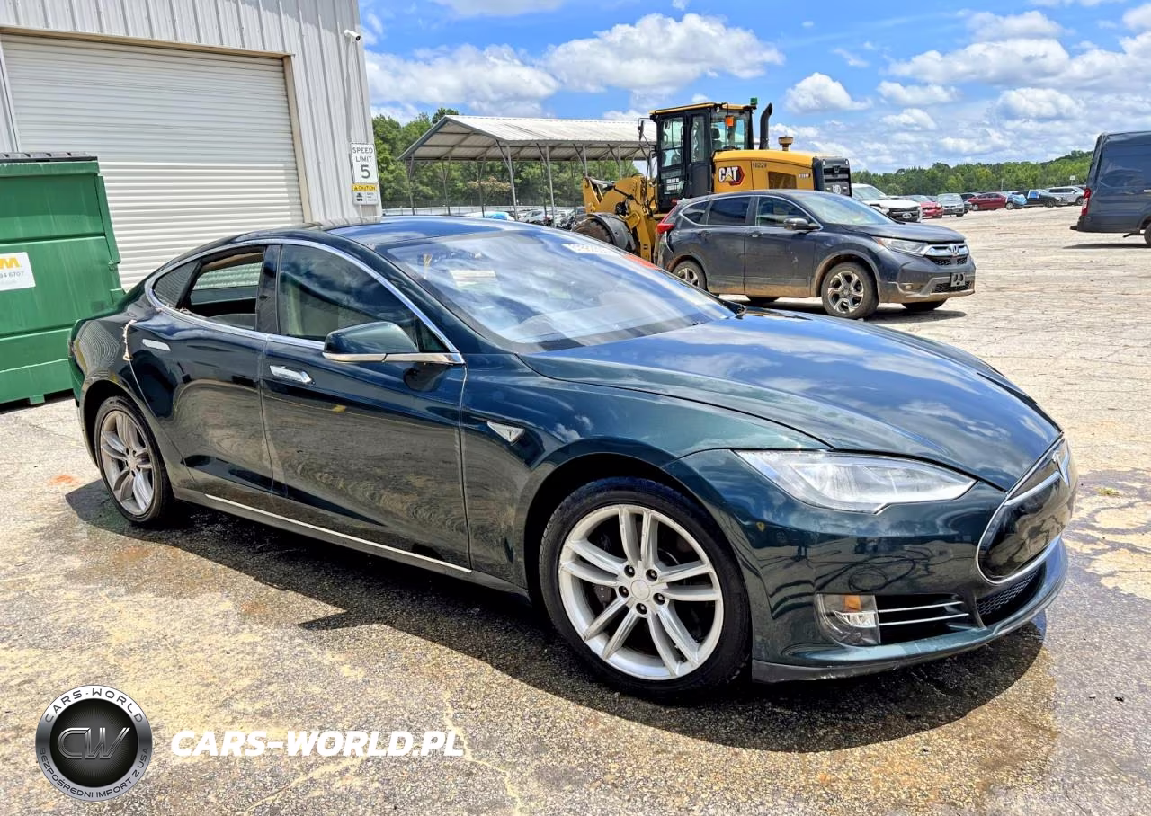2013 Tesla Model S VIN:5YJSA1AC1DFP10732 - 4
