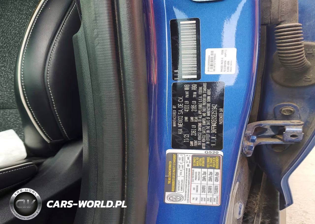 2025 Kia K4 Gt Line VIN:3KPFW4DE0SE251942 - 12