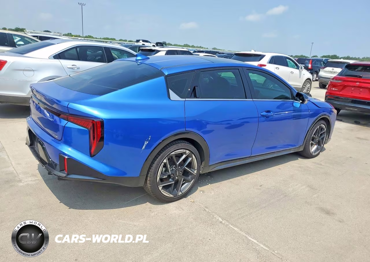 2025 Kia K4 Gt Line VIN:3KPFW4DE0SE251942 - 3