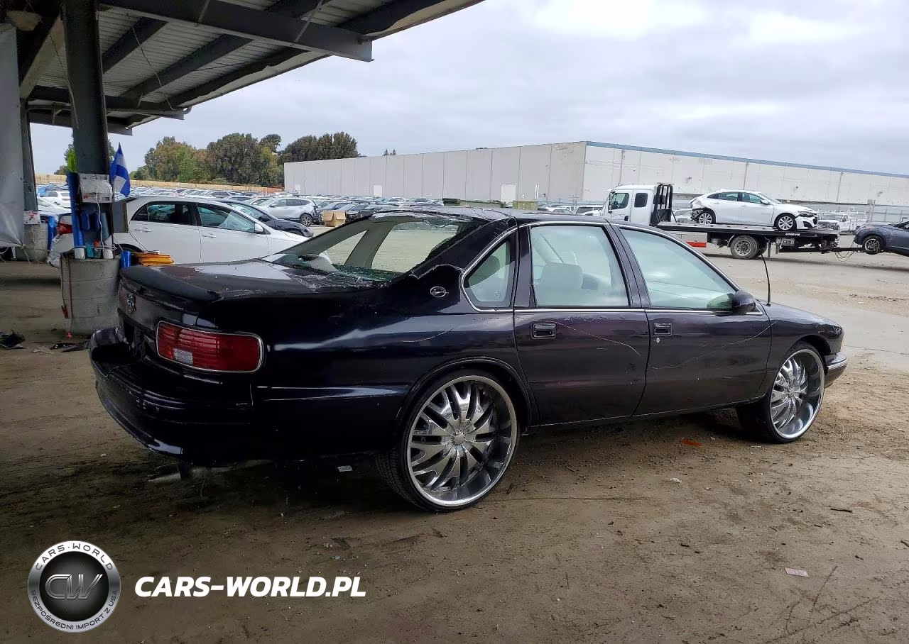1995 Chevrolet Caprice - Impala Classic Ss VIN:1G1BL52P2SR168317 - 3