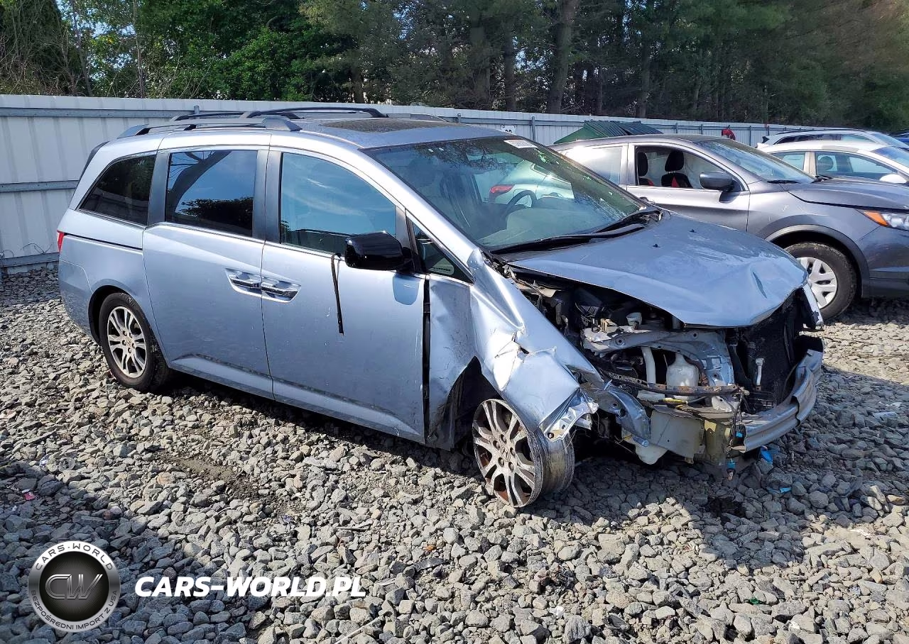 2013 Honda Odyssey Exl VIN:5FNRL5H62DB030872 - 4