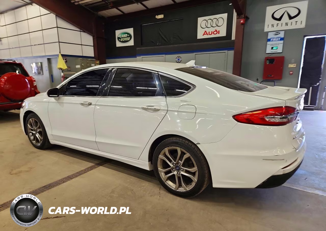 2020 Ford Fusion Titanium VIN:3FA6P0RU4LR100186 - 2