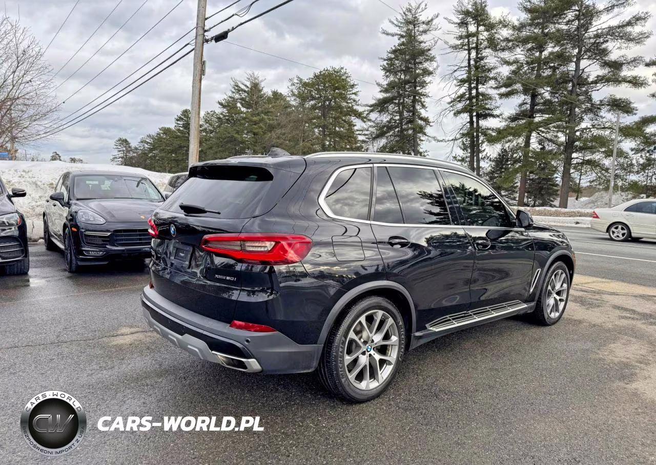 2019 BMW X5 xDrive50I VIN:5UXJU2C51KLN65059 - 3