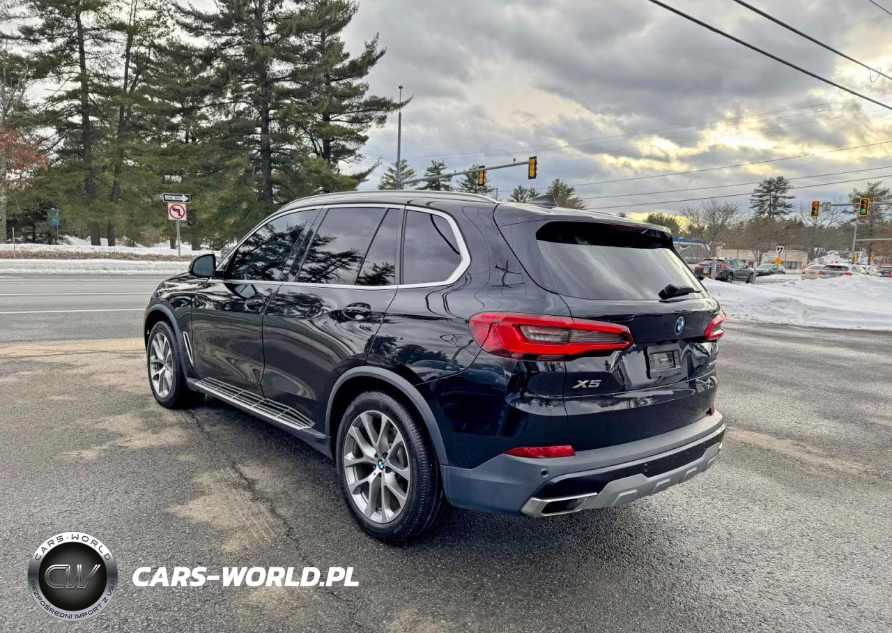 2019 BMW X5 xDrive50I VIN:5UXJU2C51KLN65059 - 4