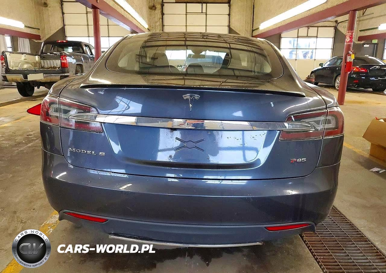 2014 Tesla Model S VIN:5YJSA1H18EFP54149 - 6