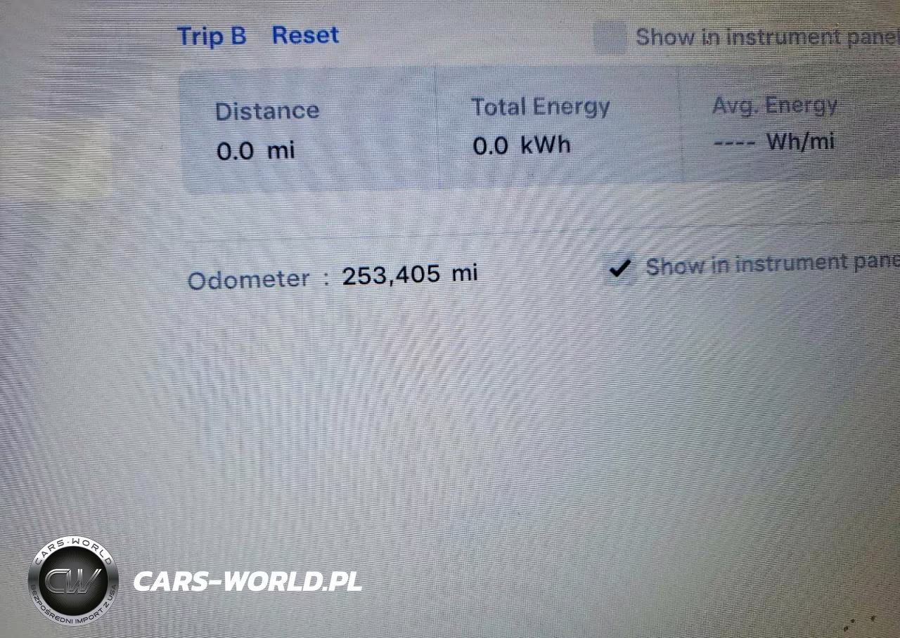 2014 Tesla Model S VIN:5YJSA1H18EFP54149 - 9