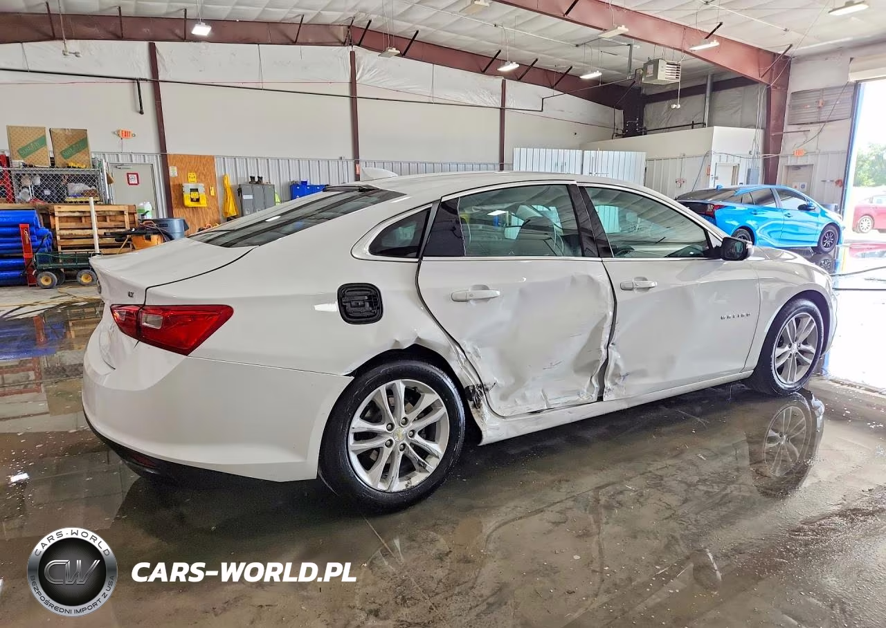 2018 Chevrolet Malibu Lt VIN:1G1ZD5ST0JF193631 - 3