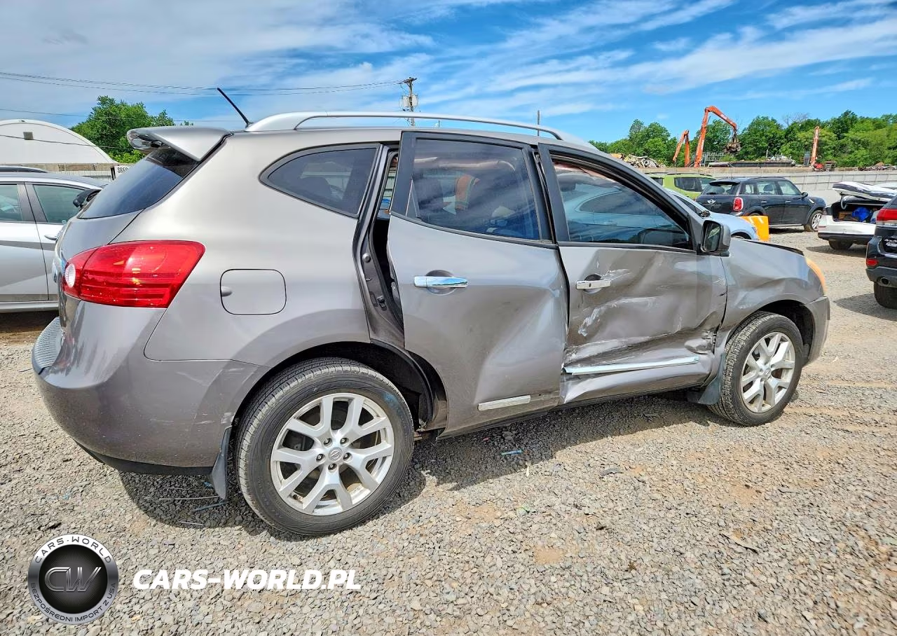 2011 Nissan Rogue S VIN:JN8AS5MV3BW667876 - 3