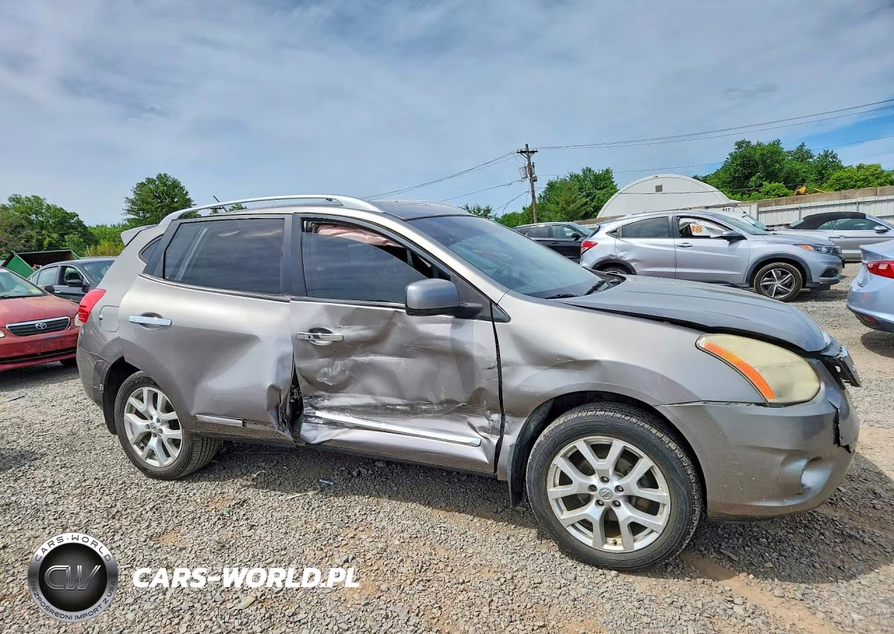 2011 Nissan Rogue S VIN:JN8AS5MV3BW667876 - 4