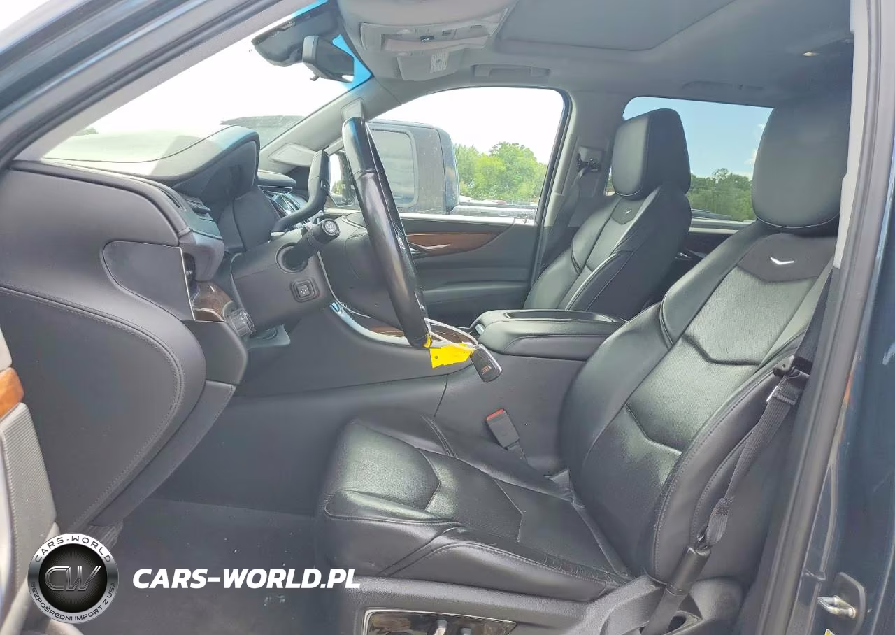 2019 Cadillac Escalade Luxury VIN:1GYS4BKJ6KR145924 - 7