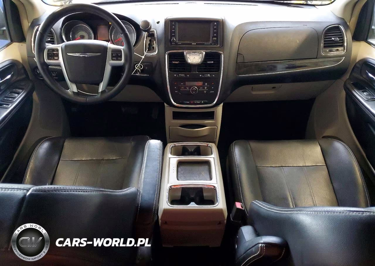 2013 Chrysler Town & Country Touring VIN:2C4RC1BG2DR630743 - 8