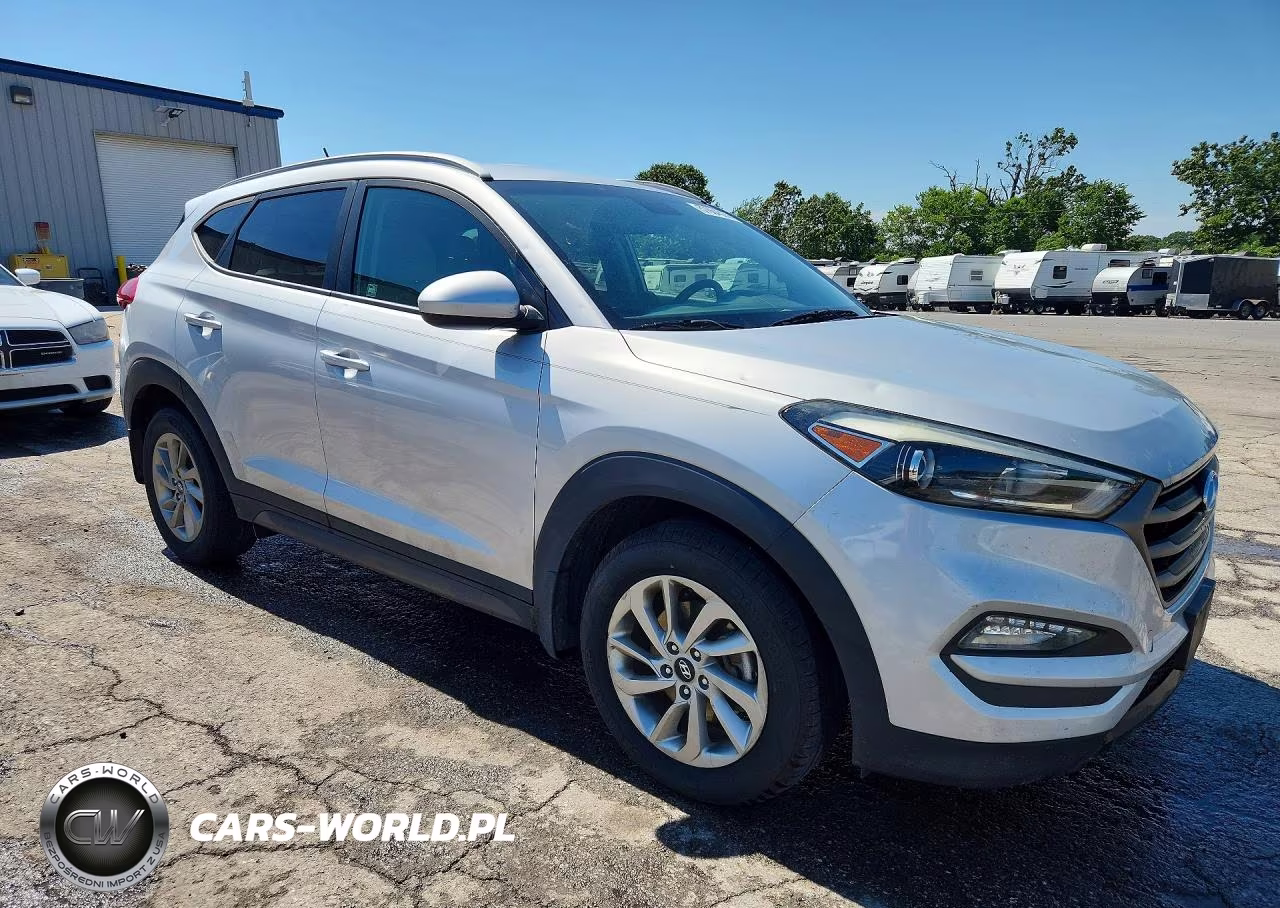 2016 Hyundai Tucson Se VIN:KM8J3CA42GU222973 - 4