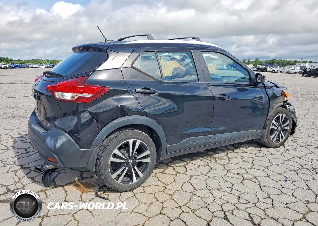 2018 Nissan Kicks Sv VIN:3N1CP5CU1JL533230 - 3