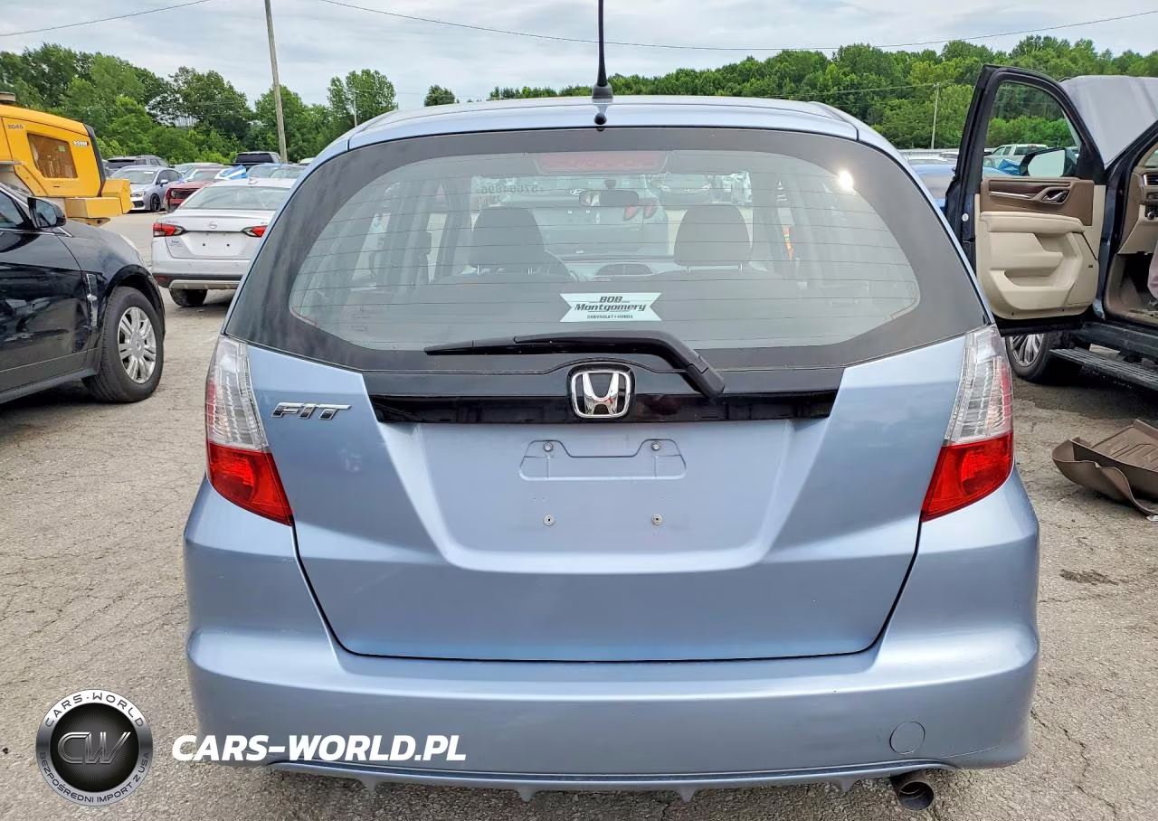 2011 Honda Fit VIN:JHMGE8H36BC018161 - 6