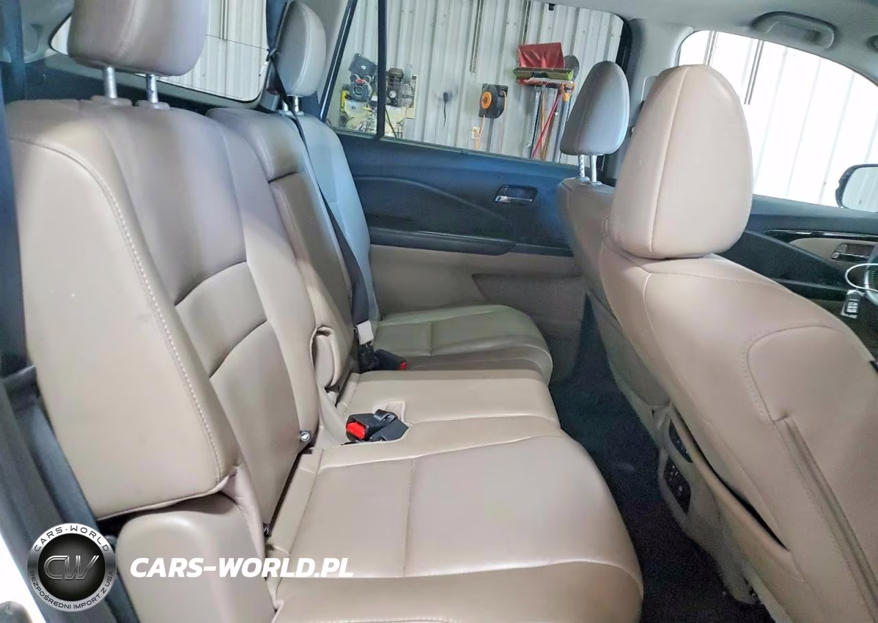 2016 Honda Pilot Touring VIN:5FNYF6H94GB113887 - 11