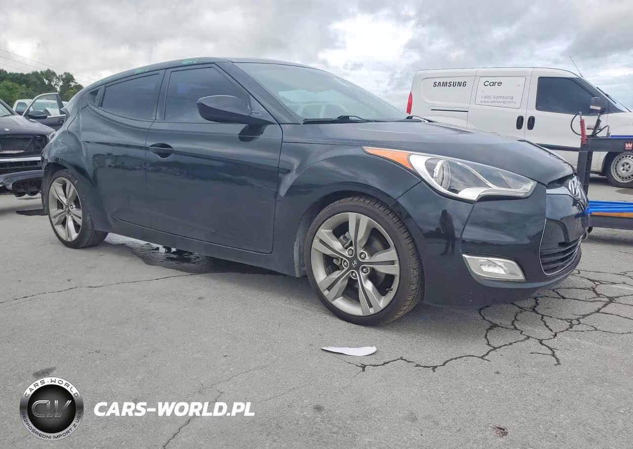 2012 Hyundai Veloster Base VIN:KMHTC6AD0CU069241 - 4