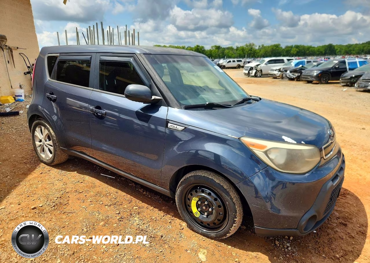 2015 Kia Soul + VIN:KNDJP3A50F7165879 - 4