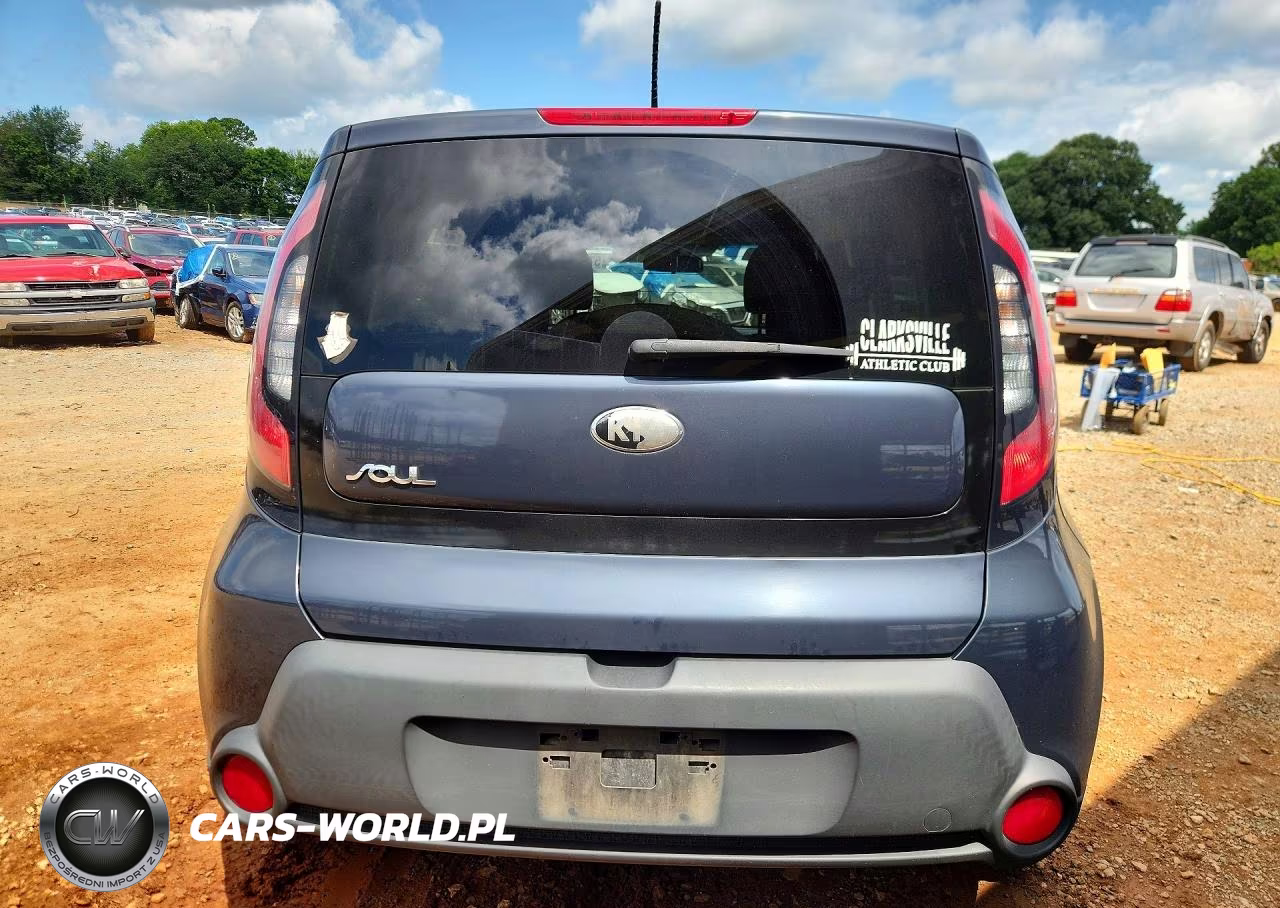 2015 Kia Soul + VIN:KNDJP3A50F7165879 - 6