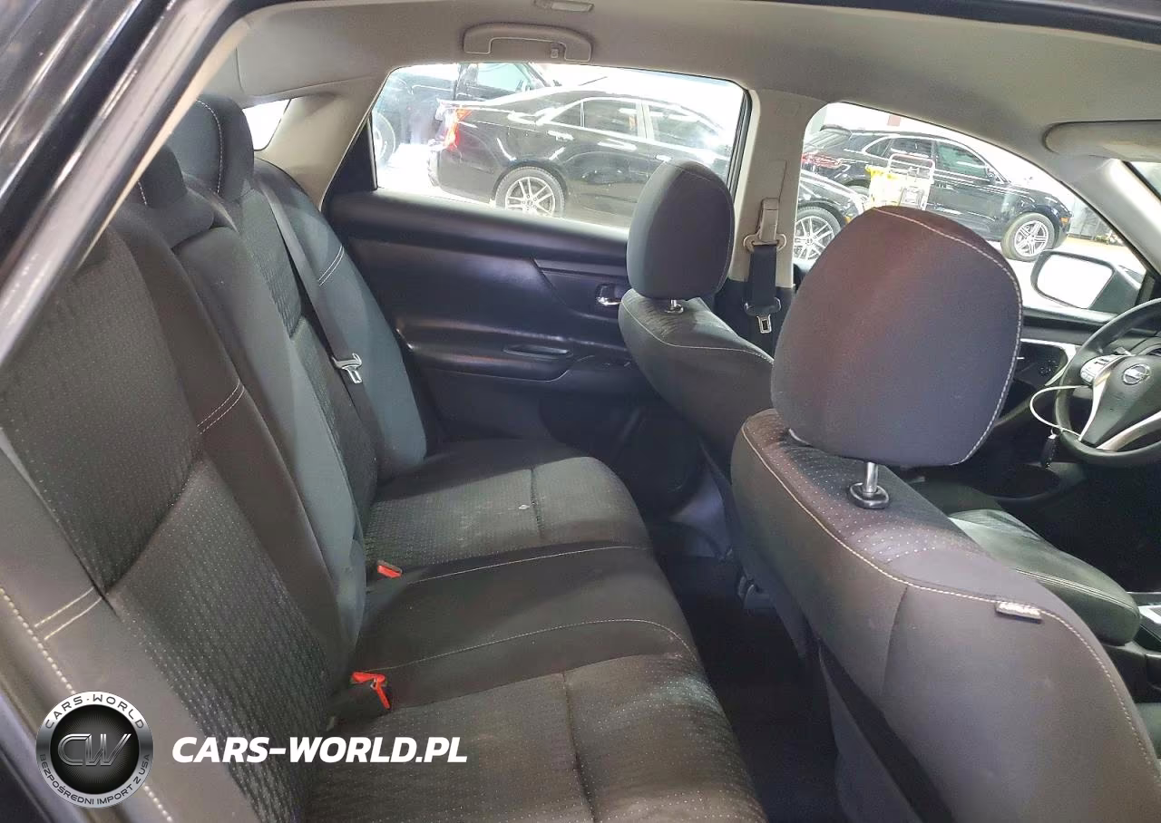 2016 Nissan Altima 2.5 S VIN:1N4AL3AP2GC215970 - 10