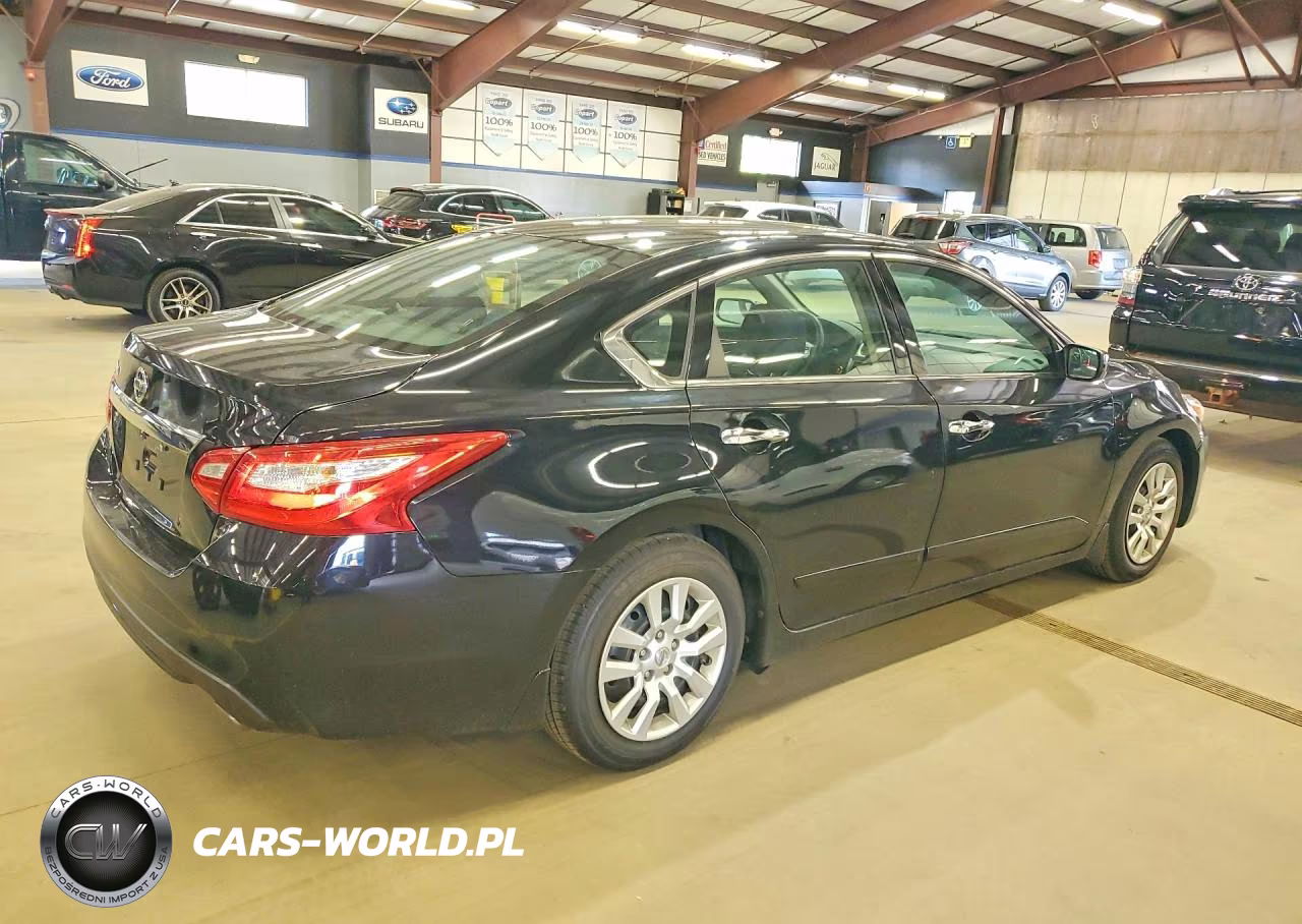 2016 Nissan Altima 2.5 S VIN:1N4AL3AP2GC215970 - 3