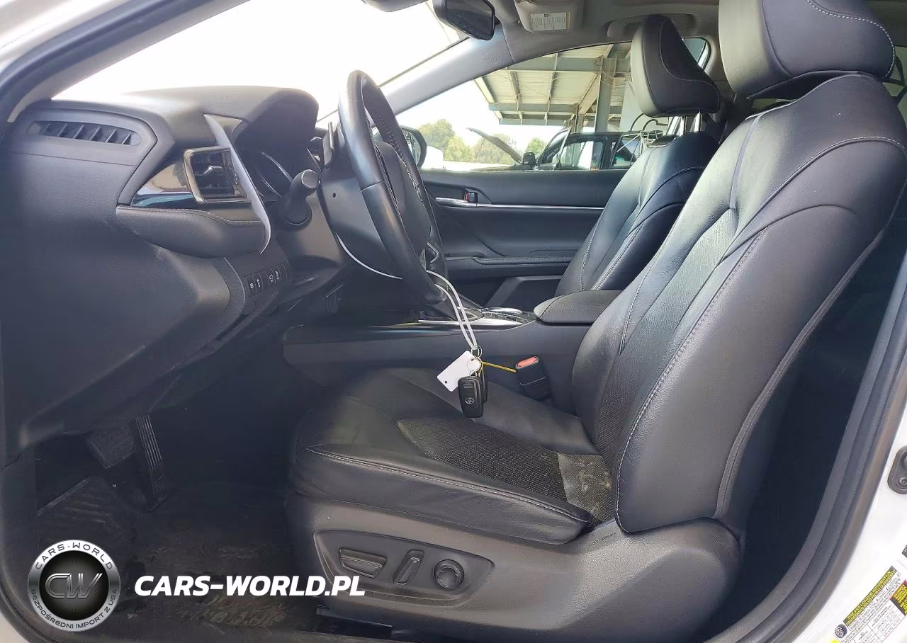2020 Toyota Camry Xse VIN:4T1K61AK6LU945945 - 7
