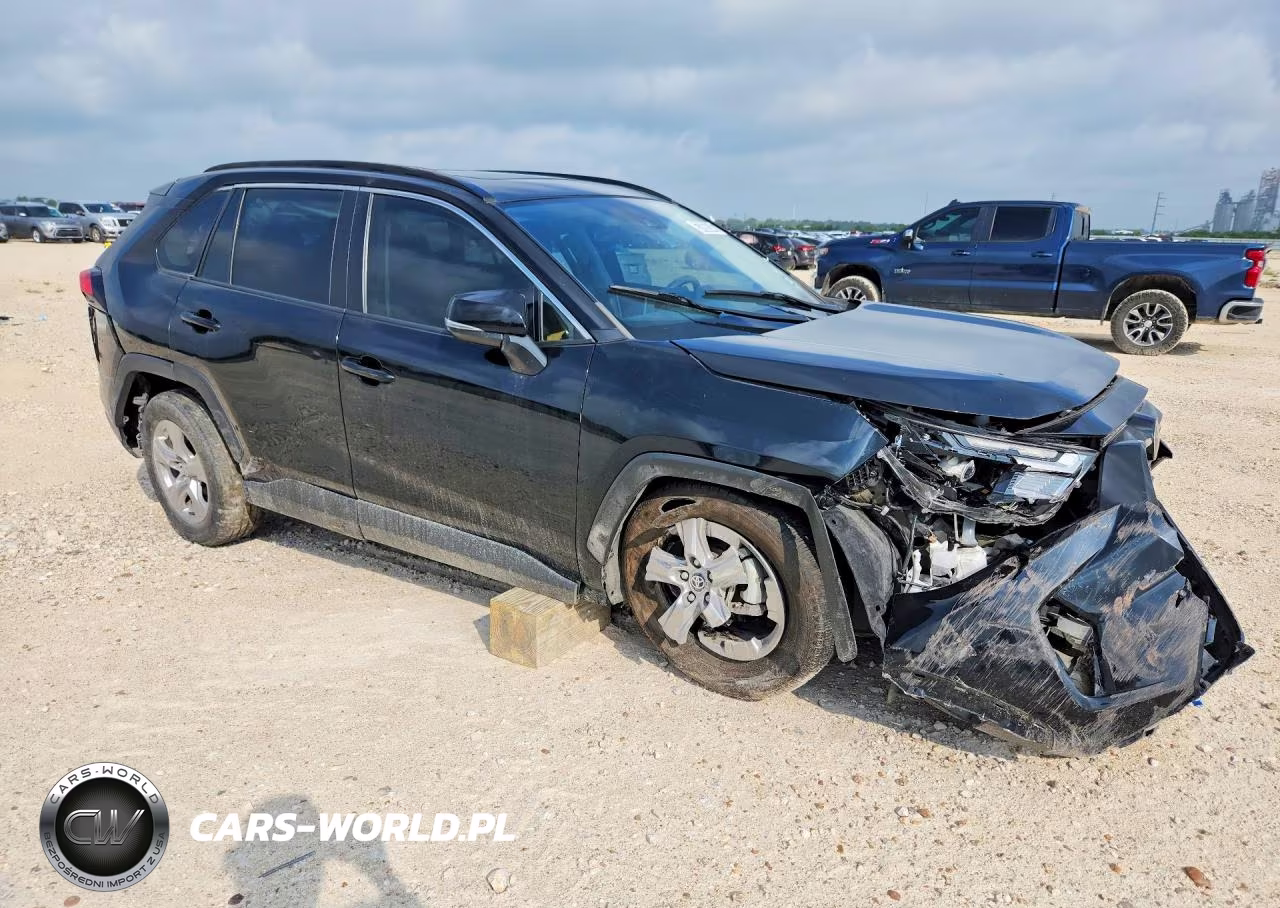2023 Toyota Rav4 Xle VIN:2T3W1RFV6PW251027 - 4