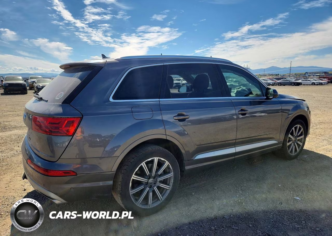2019 Audi Q7 Premium Plus VIN:WA1LAAF73KD013013 - 3