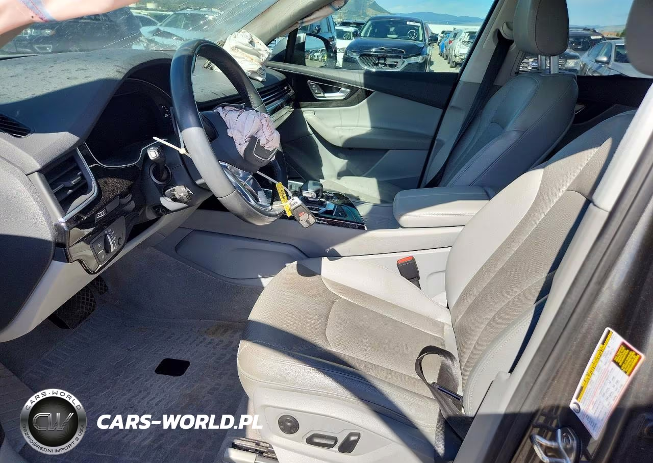 2019 Audi Q7 Premium Plus VIN:WA1LAAF73KD013013 - 7