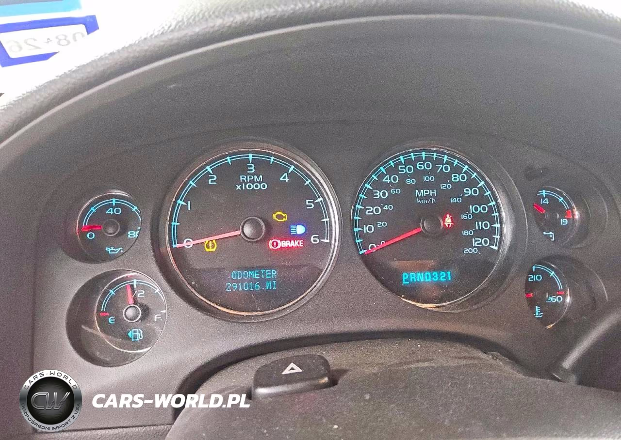 2007 Chevrolet Suburban C1500 VIN:1GNFC16J77J372227 - 9