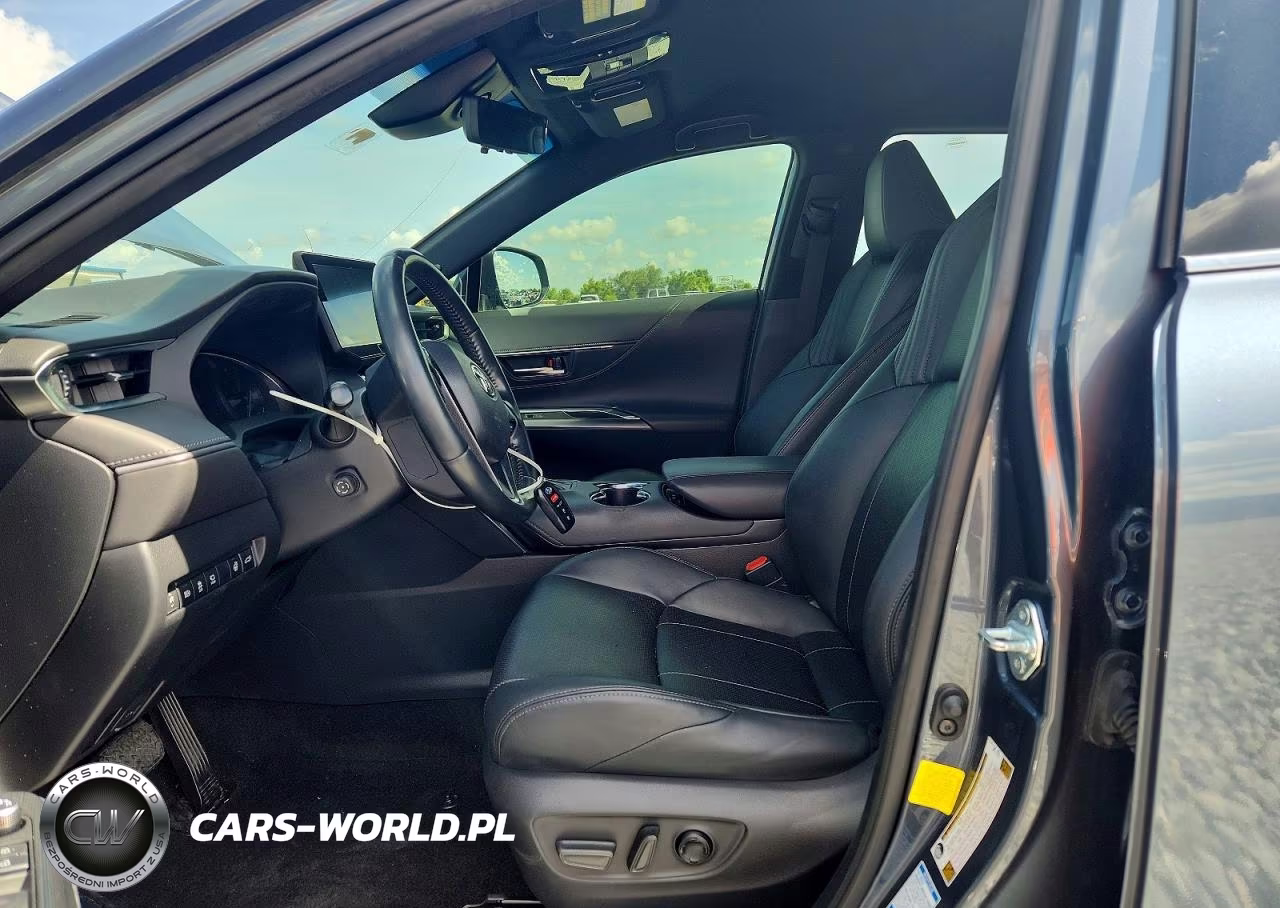2021 Toyota Venza Limited VIN:JTEAAAAH7MJ043886 - 7