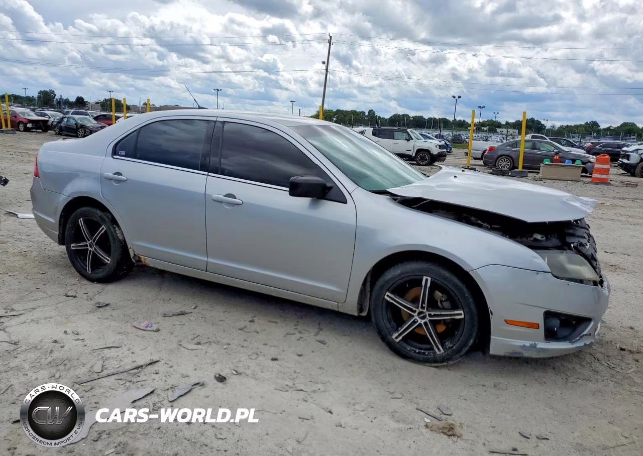 2010 Ford Fusion Se VIN:3FAHP0HA6AR128827 - 4