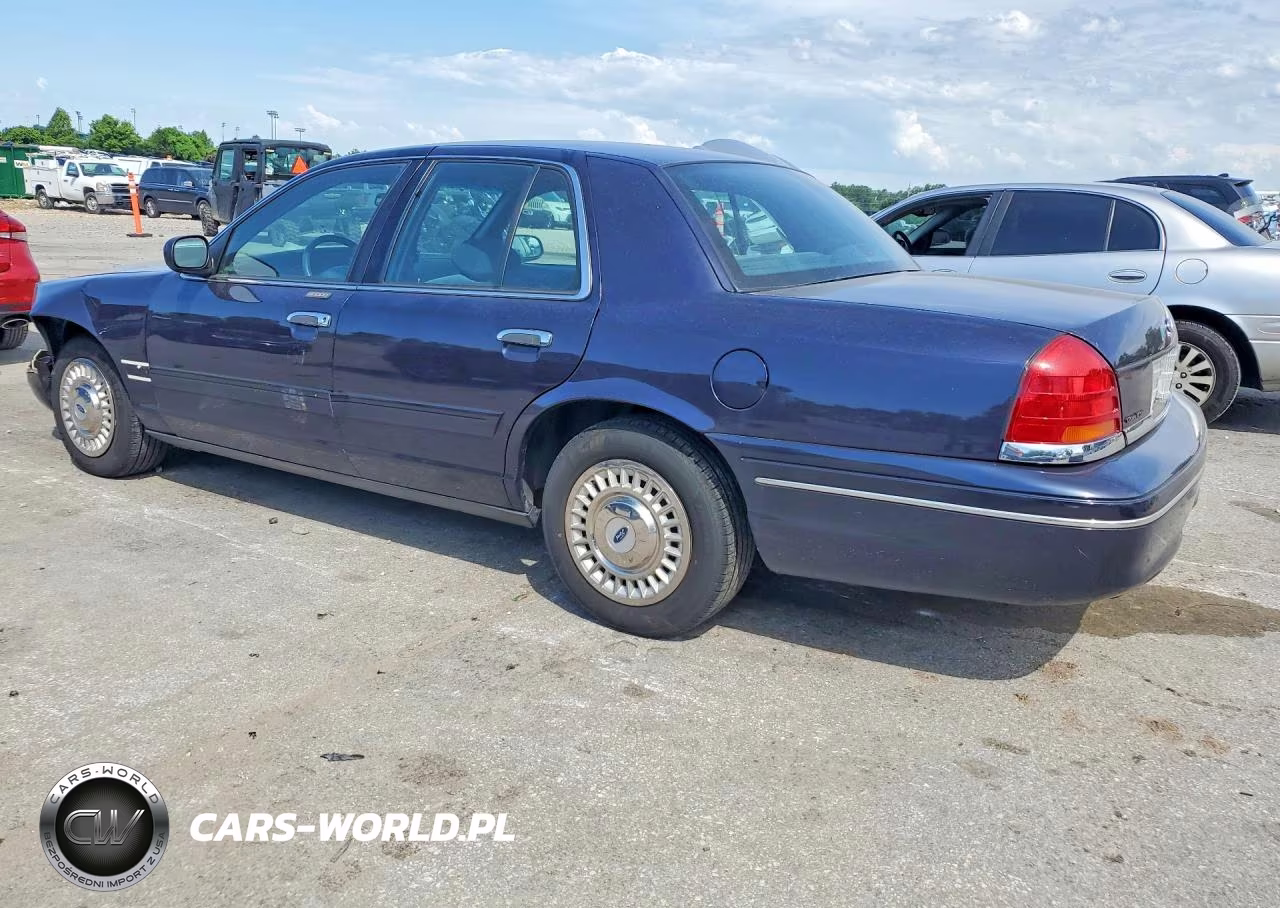 1999 Ford Crown Victoria VIN:2FAFP73W0XX121210 - 2