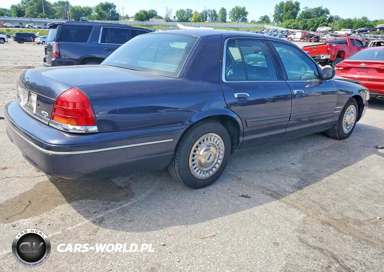 1999 Ford Crown Victoria VIN:2FAFP73W0XX121210 - 3