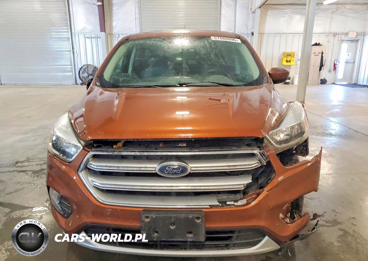 2017 Ford Escape Se VIN:1FMCU9GD0HUE76246 - 5