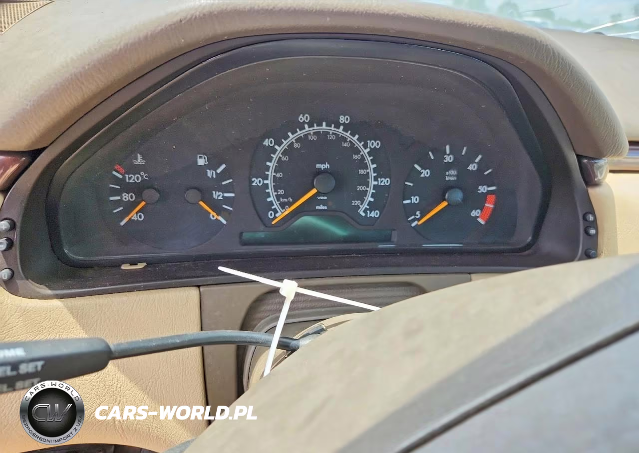 1997 Mercedes-Benz E 300D VIN:WDBJF20FXVA309770 - 9