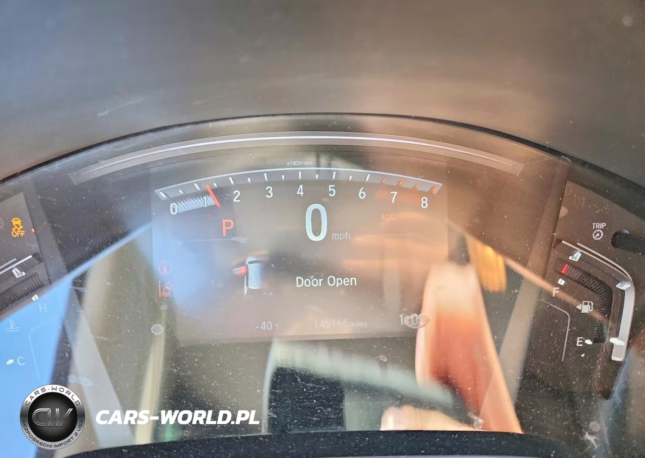 2018 Honda Cr-V Touring VIN:2HKRW2H97JH668323 - 9