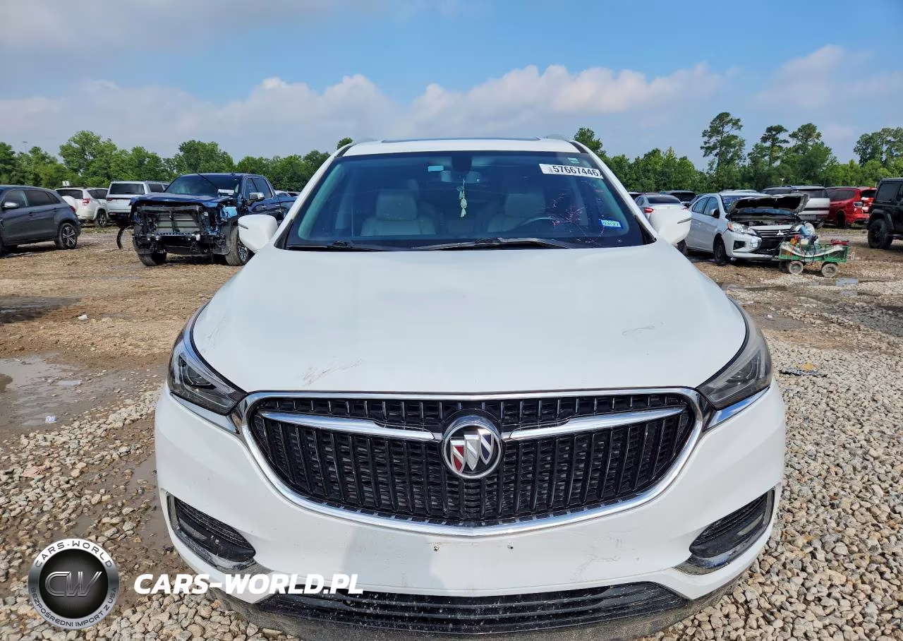 2018 Buic Enclave Essence VIN:5GAERBKW5JJ207876 - 5