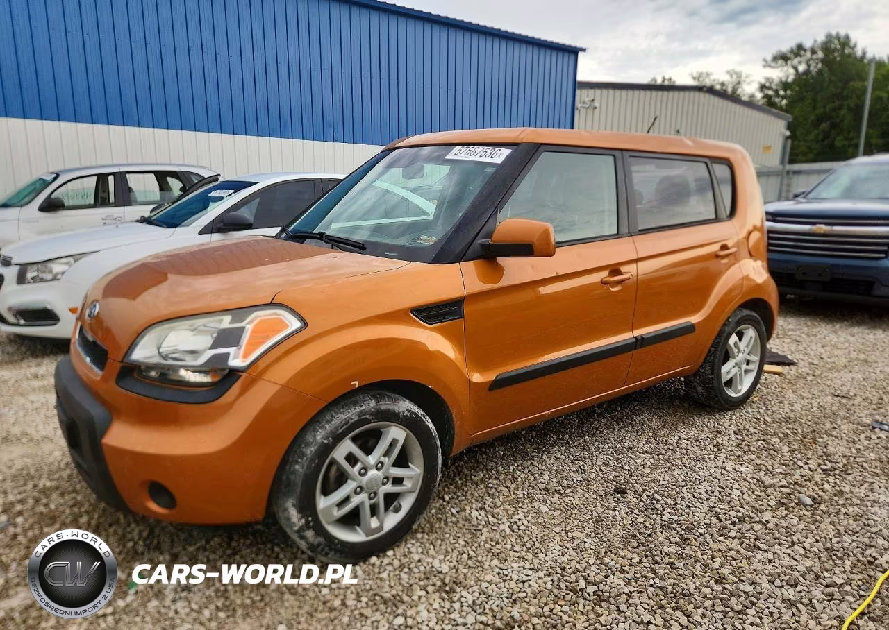 2011 Kia Soul +